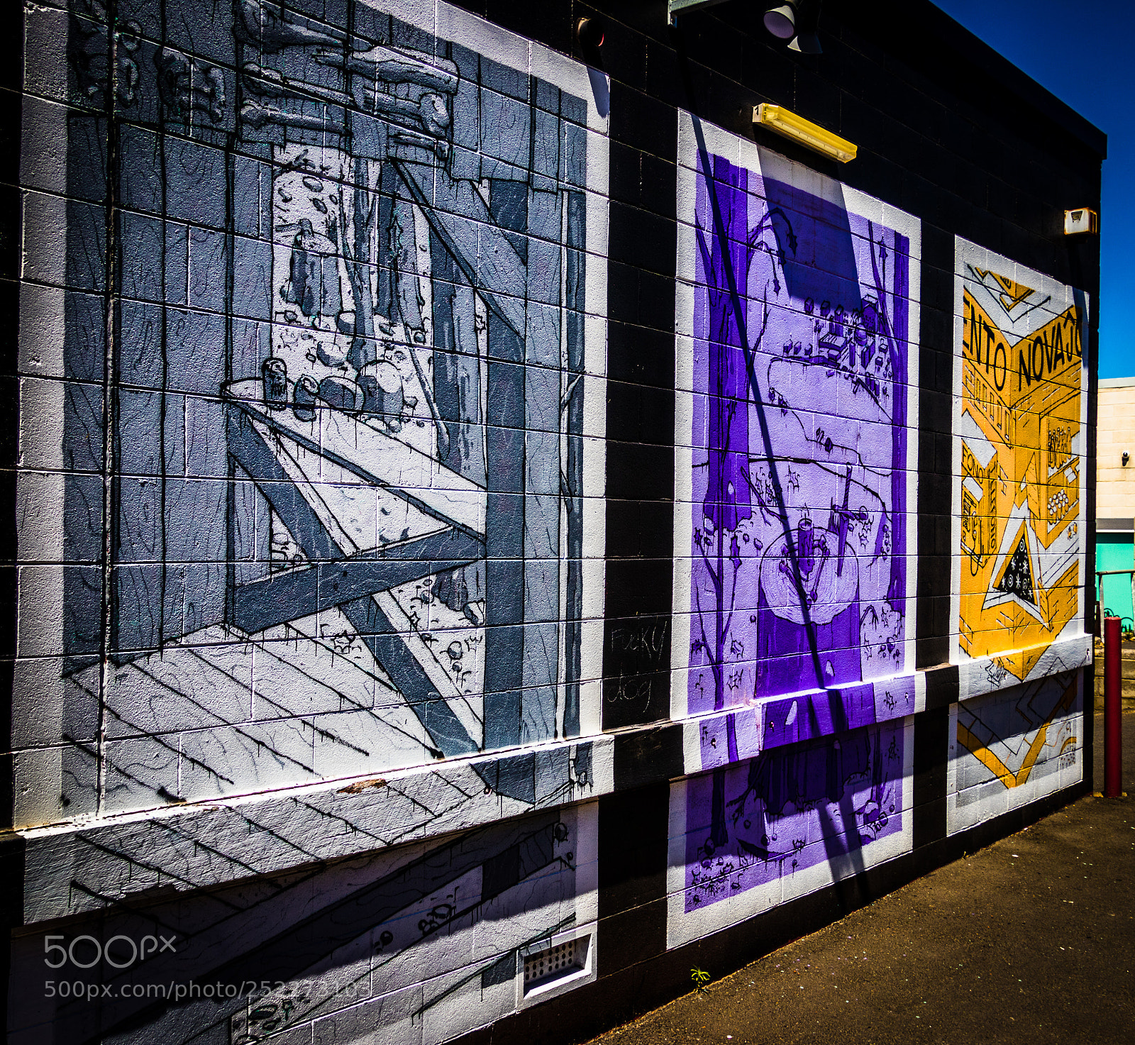 Canon EOS 80D sample photo. The street art of photography