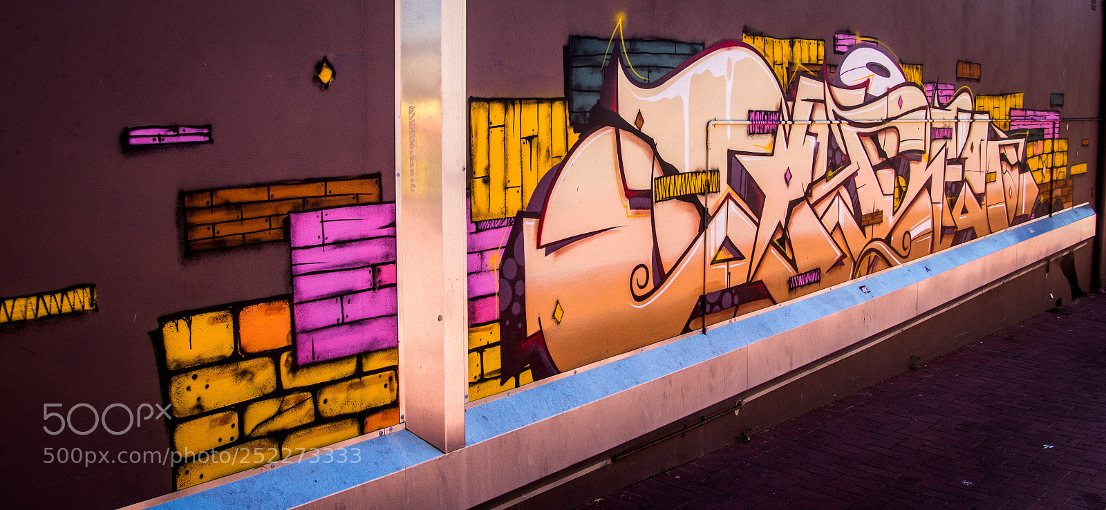 Canon EOS 80D sample photo. The street art of photography