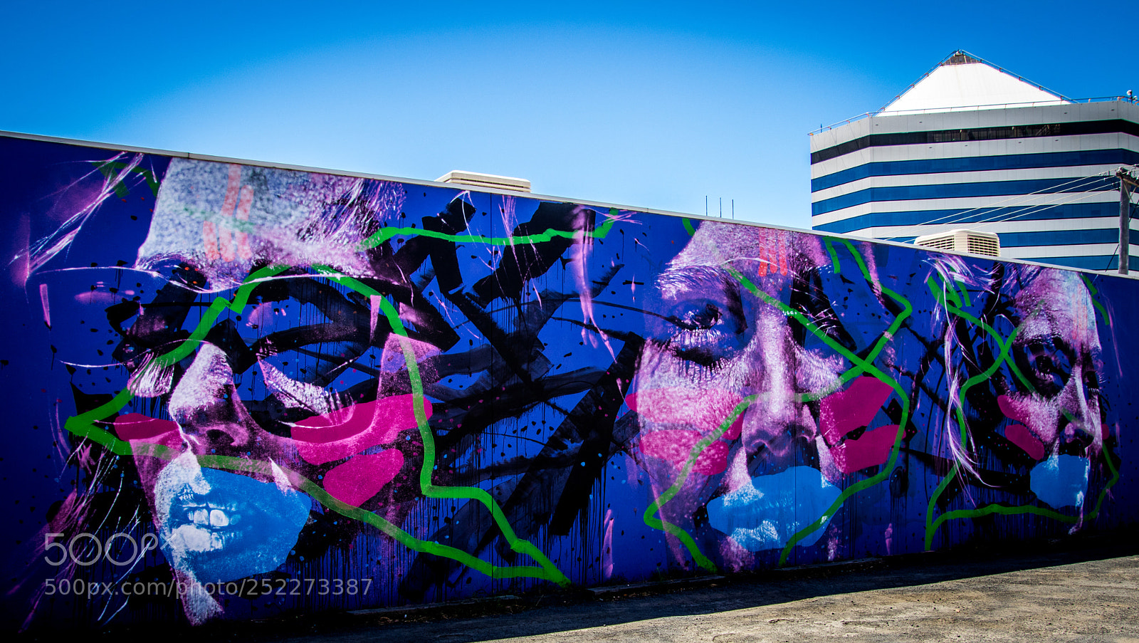 Canon EOS 80D sample photo. The street art of photography