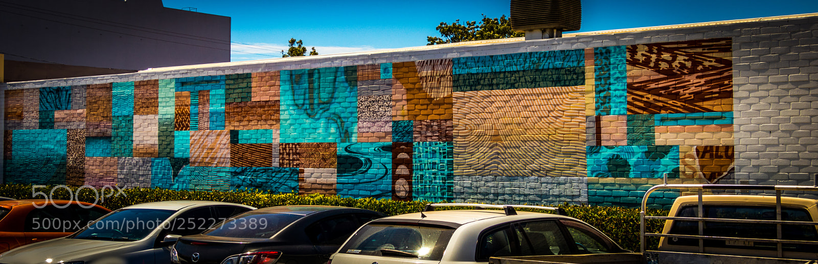 Canon EOS 80D sample photo. The street art of photography