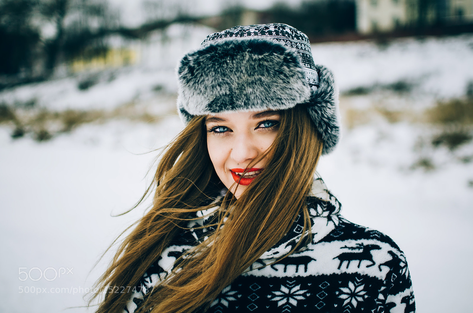 Nikon D7000 sample photo. Young woman in warm photography