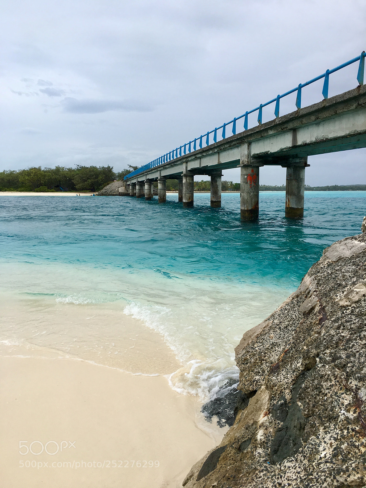 Apple iPhone 6s sample photo. Beach bridge photography