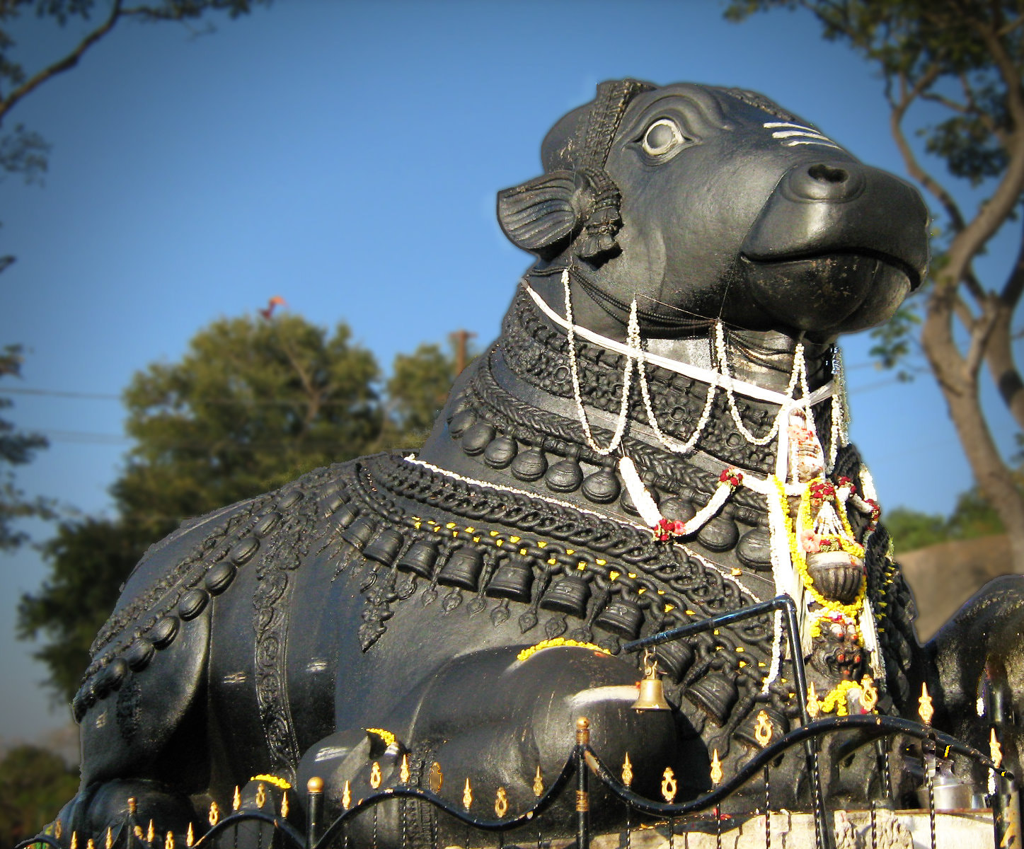 Canon POWERSHOT A450 sample photo. Nandi temple photography