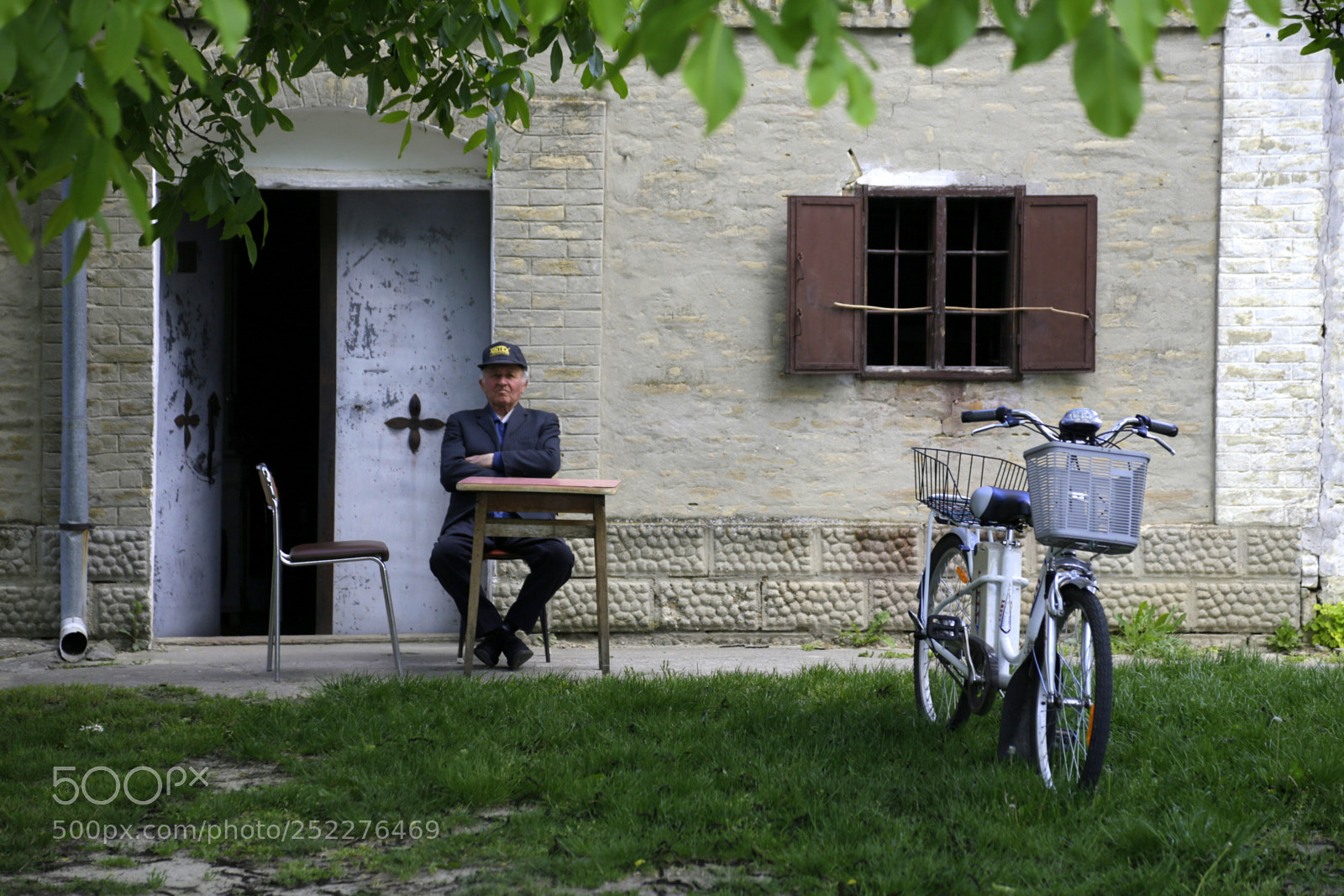 Canon EOS 6D + Canon EF 24-105mm F4L IS USM sample photo. Wine photography
