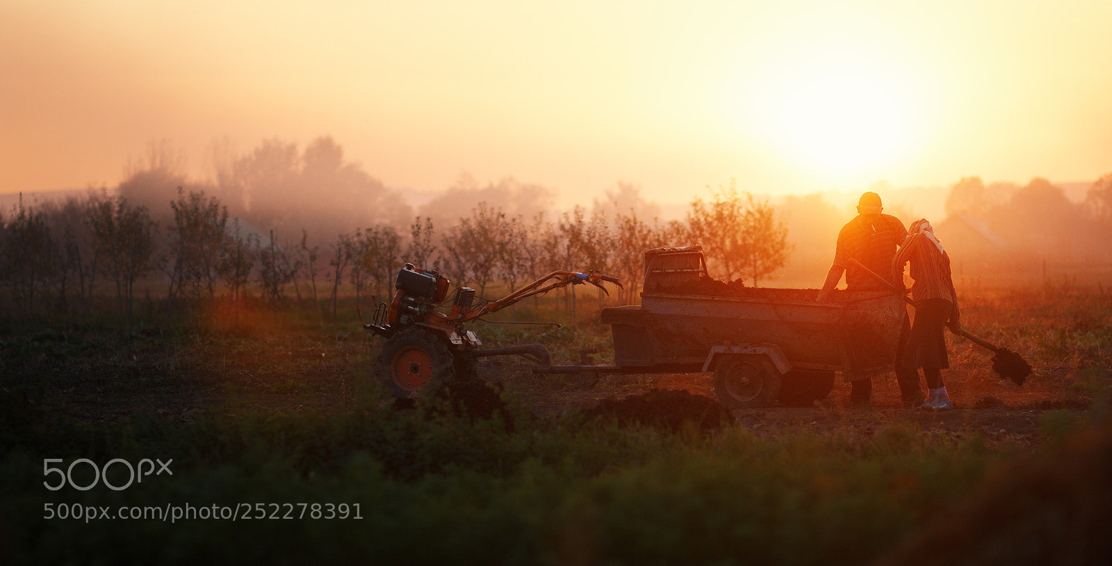 Canon EOS 70D sample photo. Work in the field ... photography