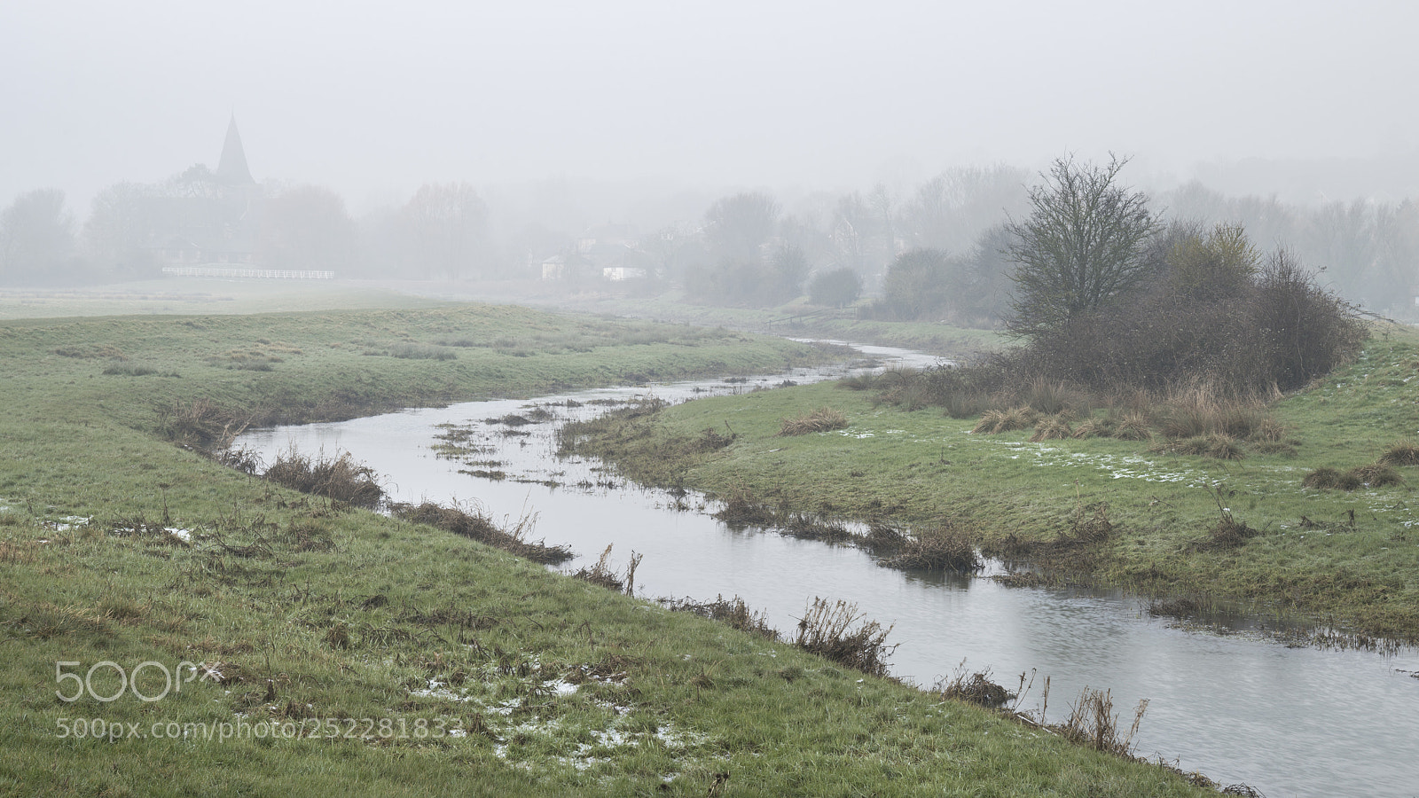 Nikon D800 sample photo. Cold misty winter landscape photography