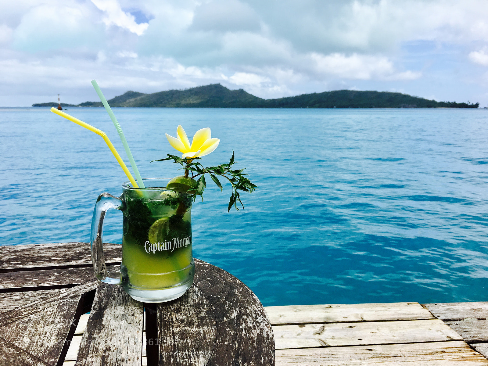 Apple iPhone 6s sample photo. Beach bar photography