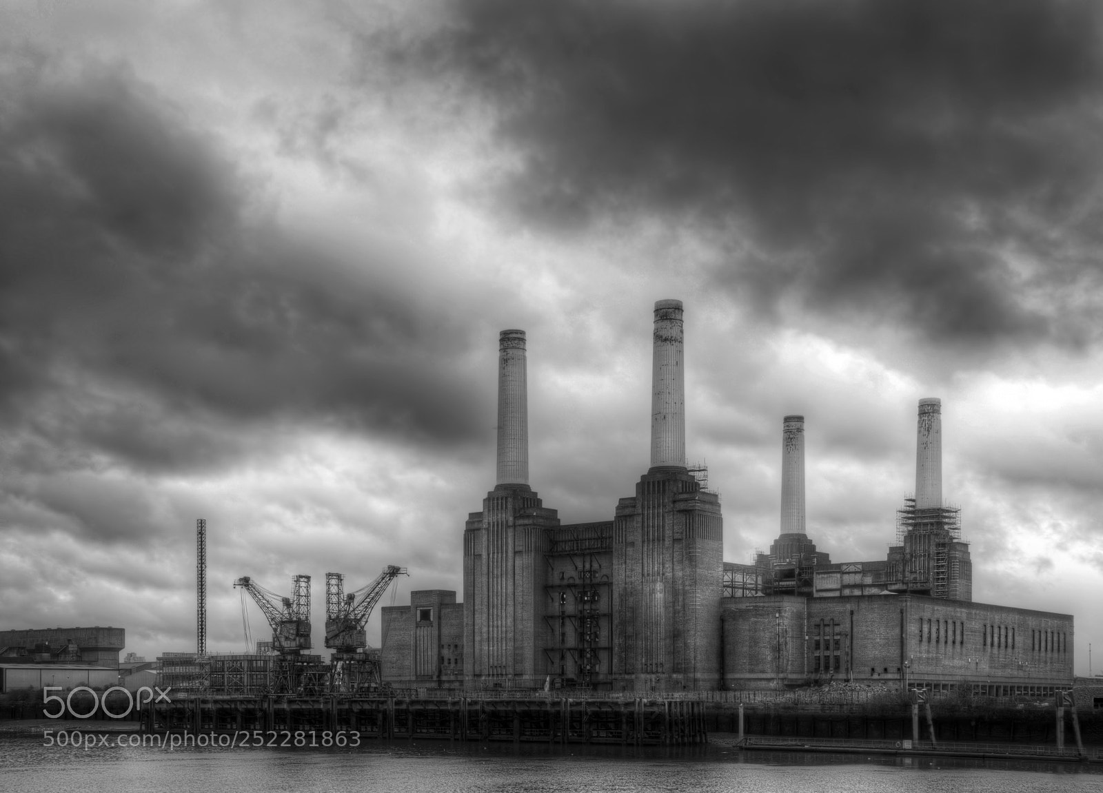 Nikon D600 sample photo. Battersea power station against photography