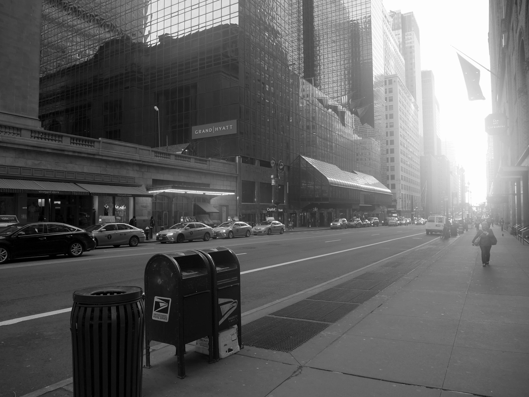 Panasonic Lumix DMC-GF7 sample photo. Street of nyc photography
