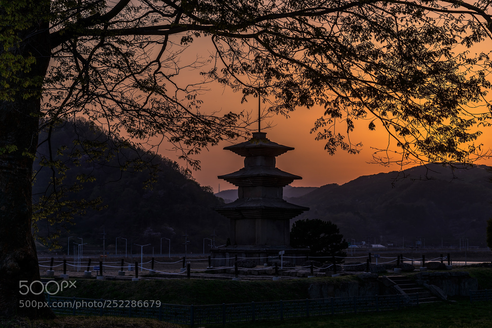 Nikon D800 sample photo. Stone pagoda photography