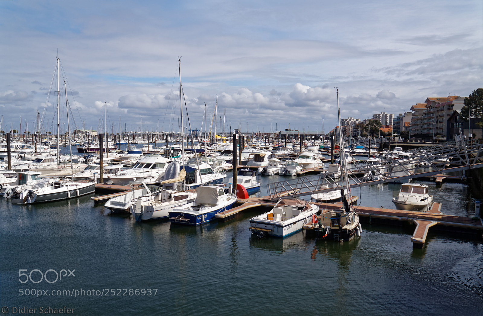Canon EOS 50D sample photo. A sea of boats photography