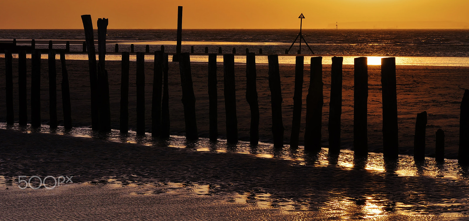Nikon D90 + Sigma 70-300mm F4-5.6 APO DG Macro sample photo. Winter beach sunset photography
