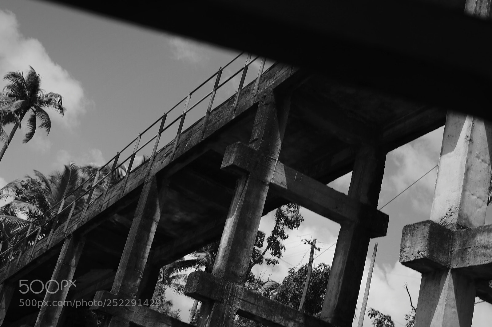Canon EOS 750D (EOS Rebel T6i / EOS Kiss X8i) sample photo. Moody landscapes photography