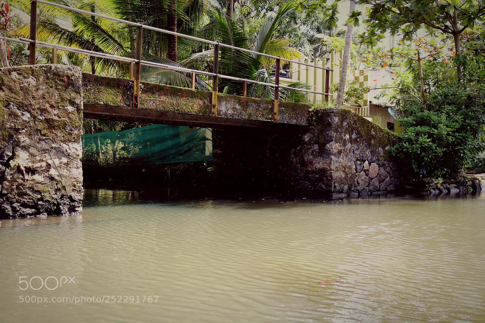 Canon EOS 750D (EOS Rebel T6i / EOS Kiss X8i) sample photo. Moody landscapes photography