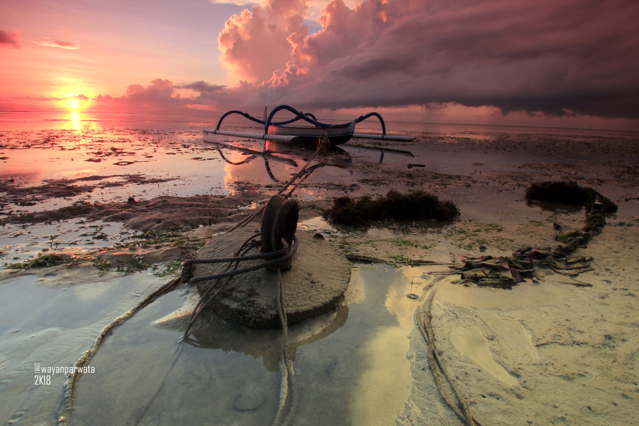 Canon EOS 60D + Sigma 10-20mm F3.5 EX DC HSM sample photo. Good morning from sanur beach photography
