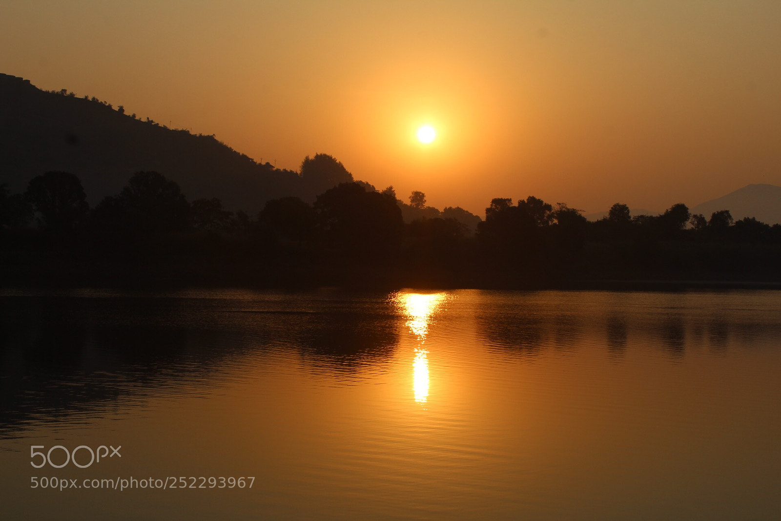 Canon EOS 1300D (EOS Rebel T6 / EOS Kiss X80) sample photo. Sunrise  photography