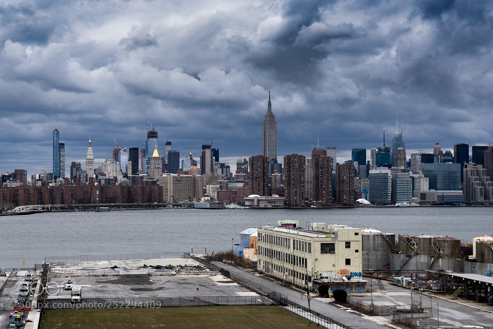 Nikon D750 sample photo. A view of nyc photography