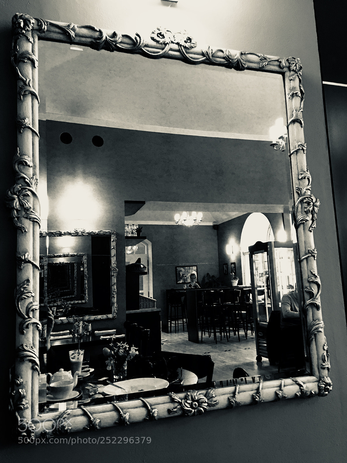 Apple iPhone 6s Plus sample photo. Coffee shop 2 photography