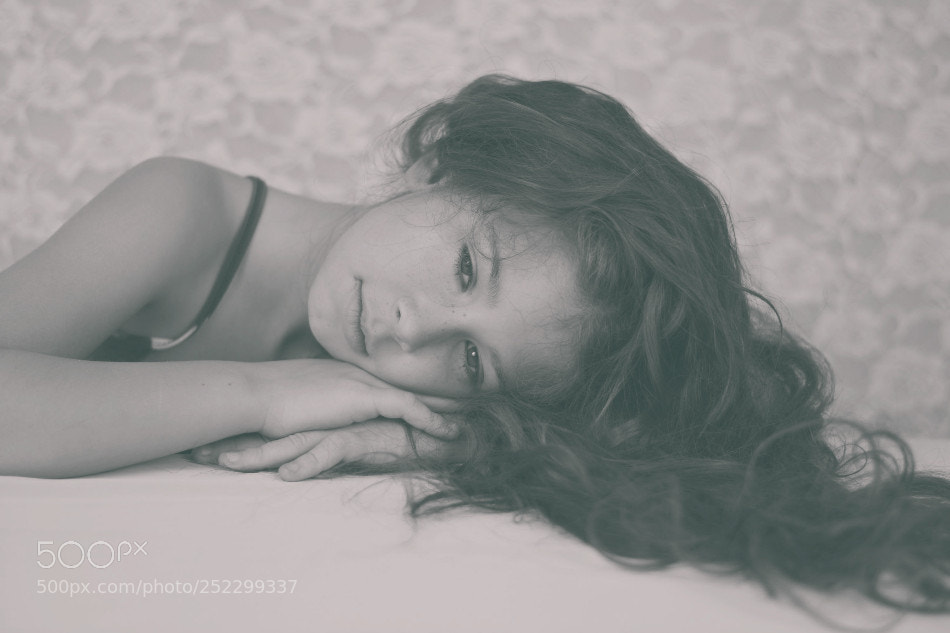 Nikon D5200 sample photo. Portrait photography