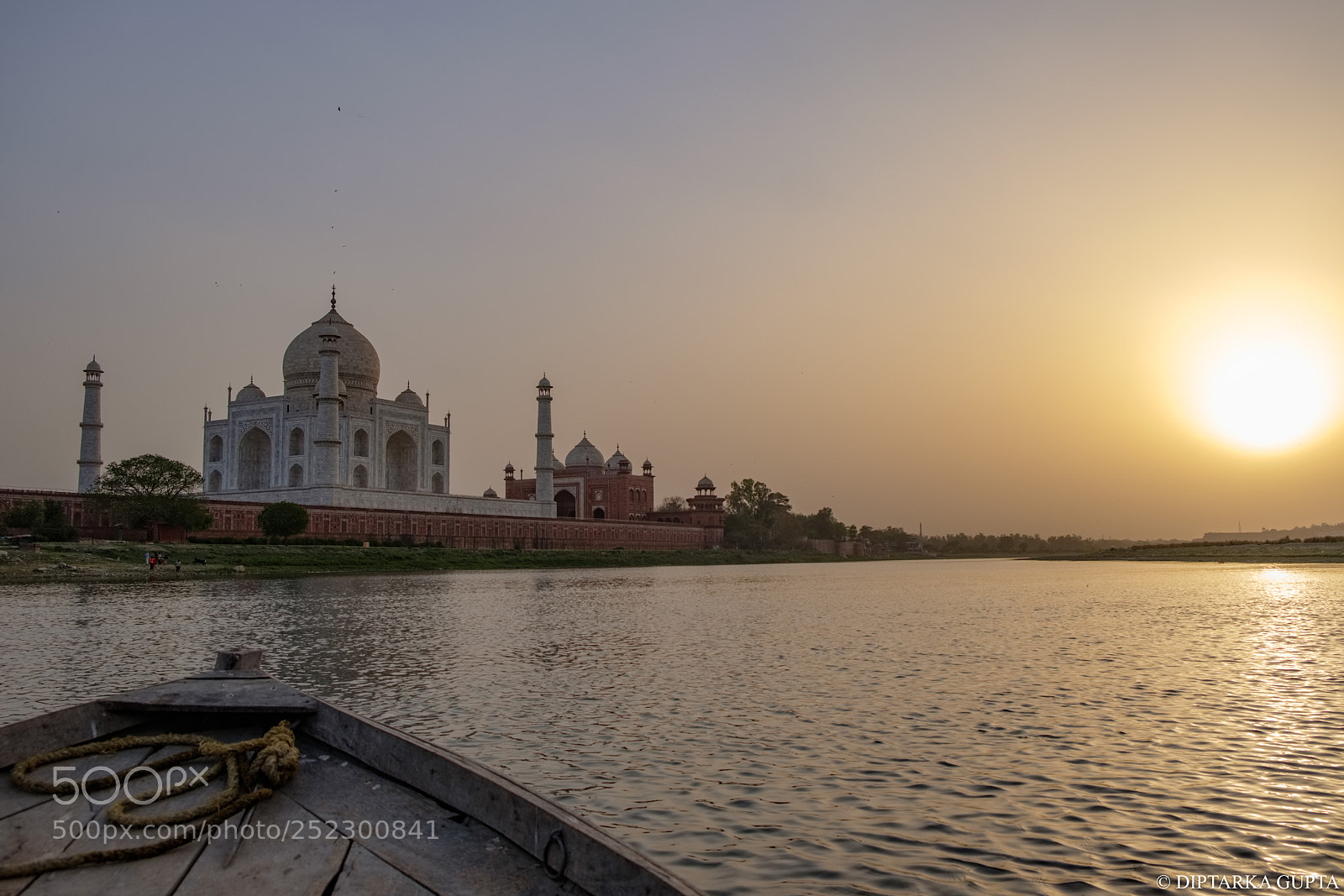 Fujifilm X-T2 sample photo. Taj mahal from river photography