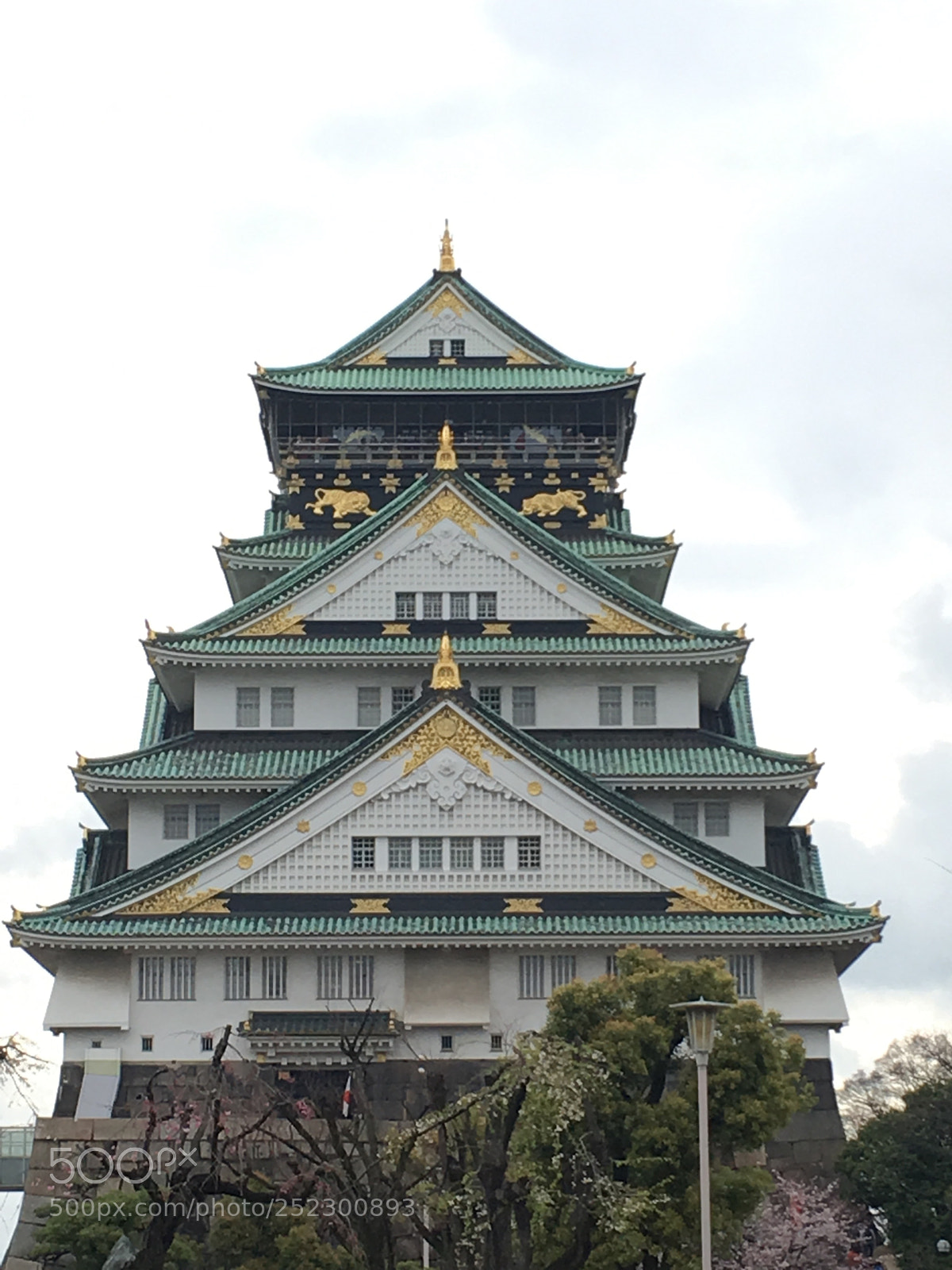 Apple iPhone 6s sample photo. Osaka castle 3 photography