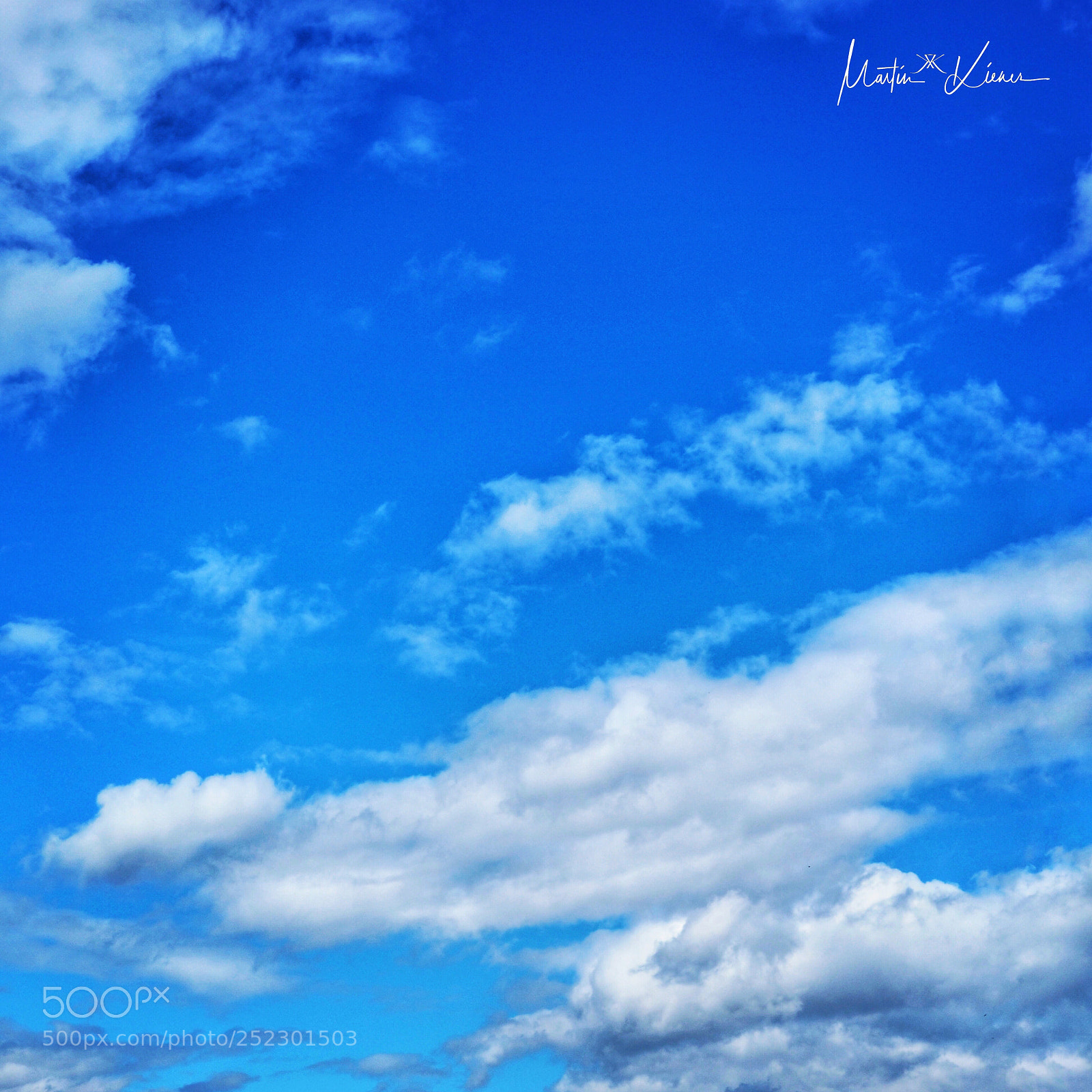 Olympus OM-D E-M1 Mark II sample photo. Bavarian sky in bavarian photography
