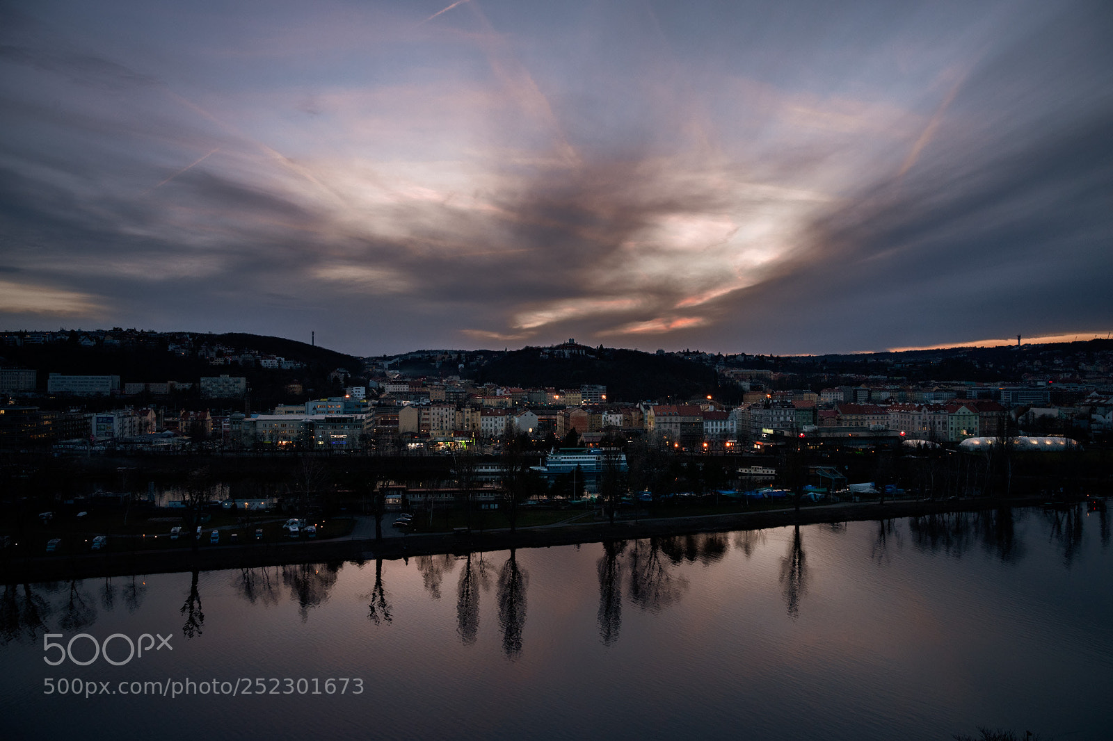 Canon EOS 6D Mark II sample photo. Spring evening photography