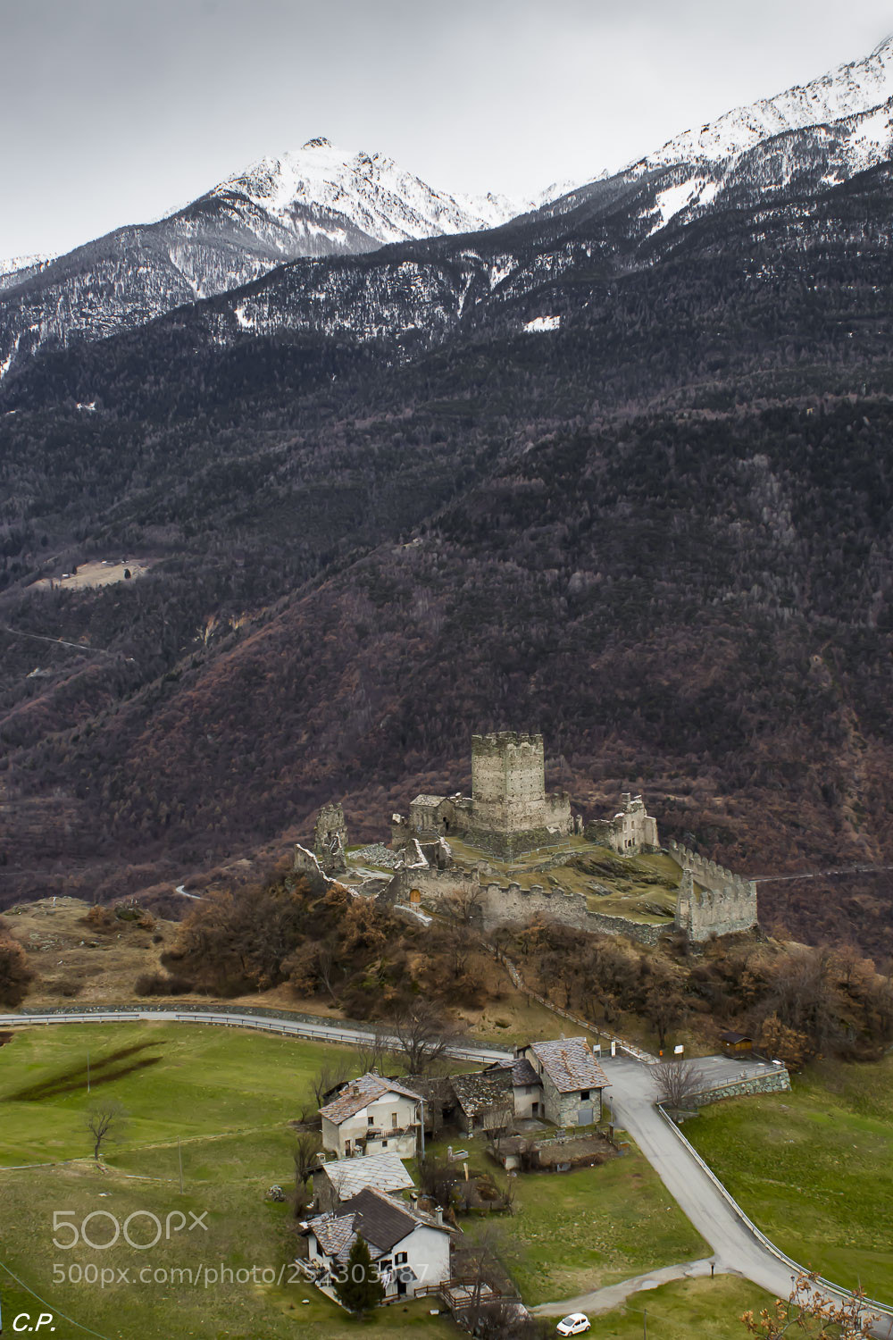 Canon EOS 80D sample photo. Castello di cly, saint photography