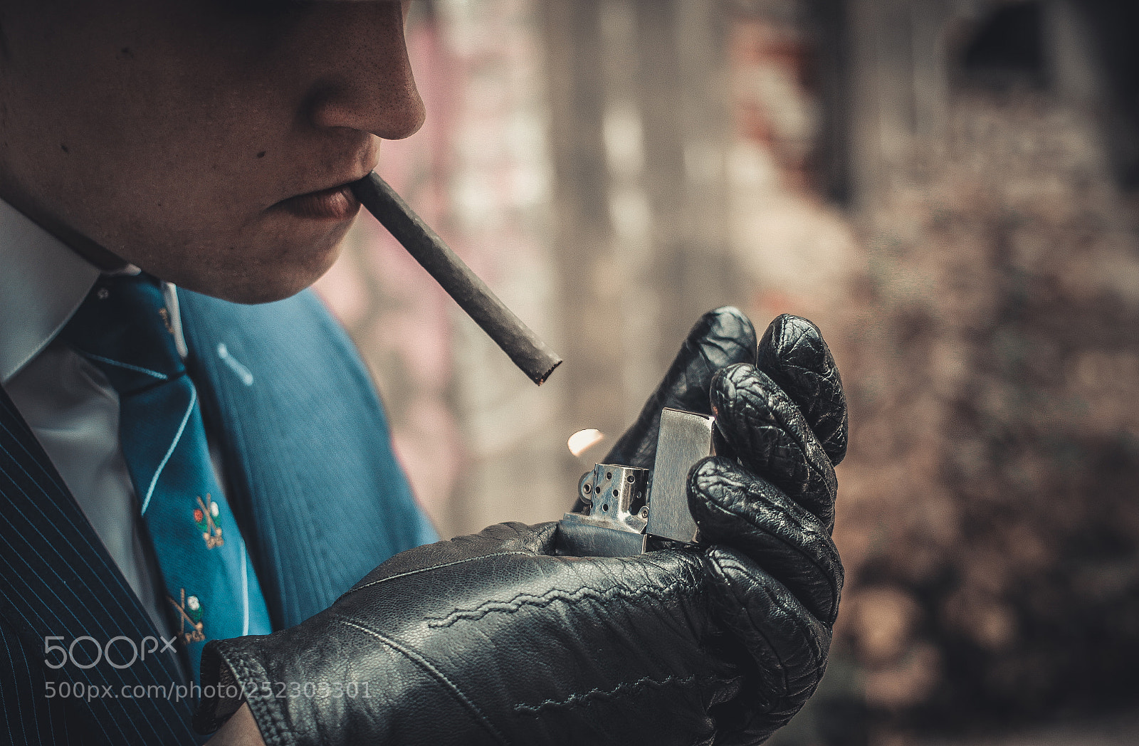 Canon EOS 600D (Rebel EOS T3i / EOS Kiss X5) sample photo. Detective story photography