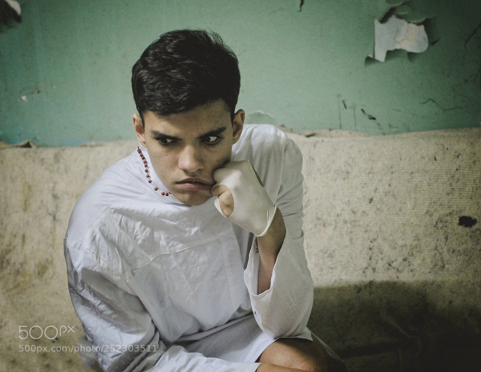 Canon EOS 600D (Rebel EOS T3i / EOS Kiss X5) sample photo. Psychiatric hospital photography