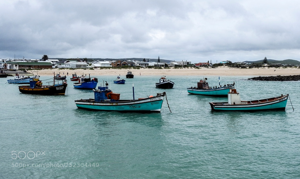 Nikon Coolpix P900 sample photo. Fishing boats photography