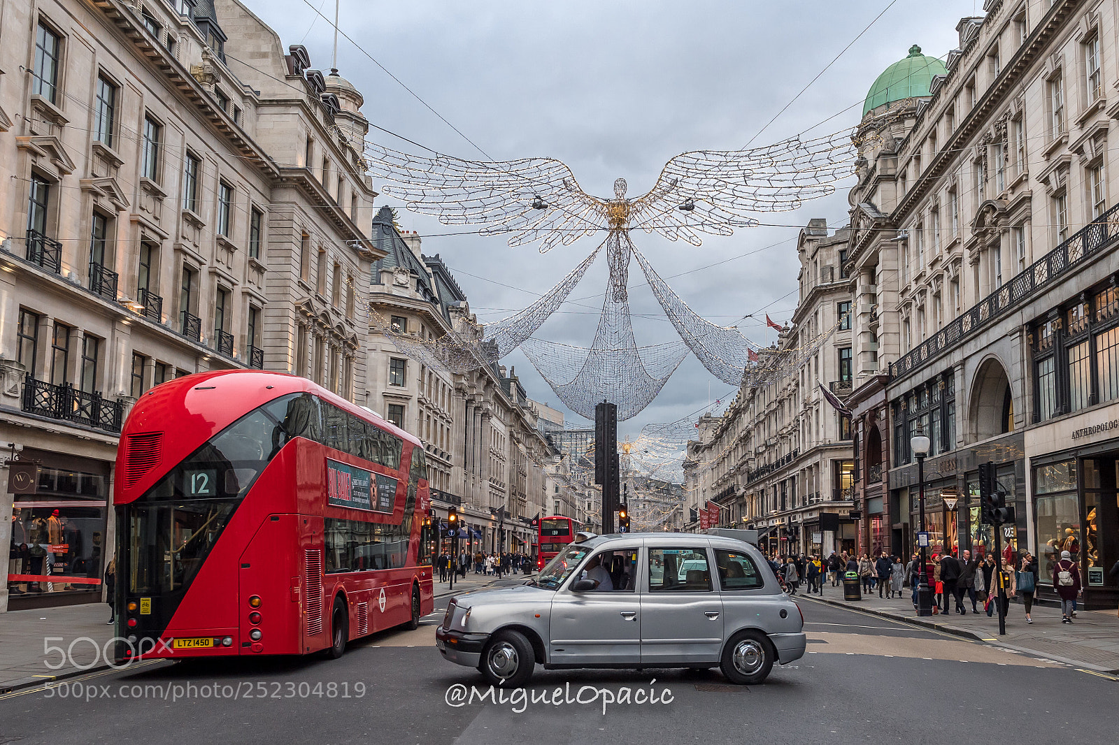 Nikon D5 sample photo. A cab please! photography