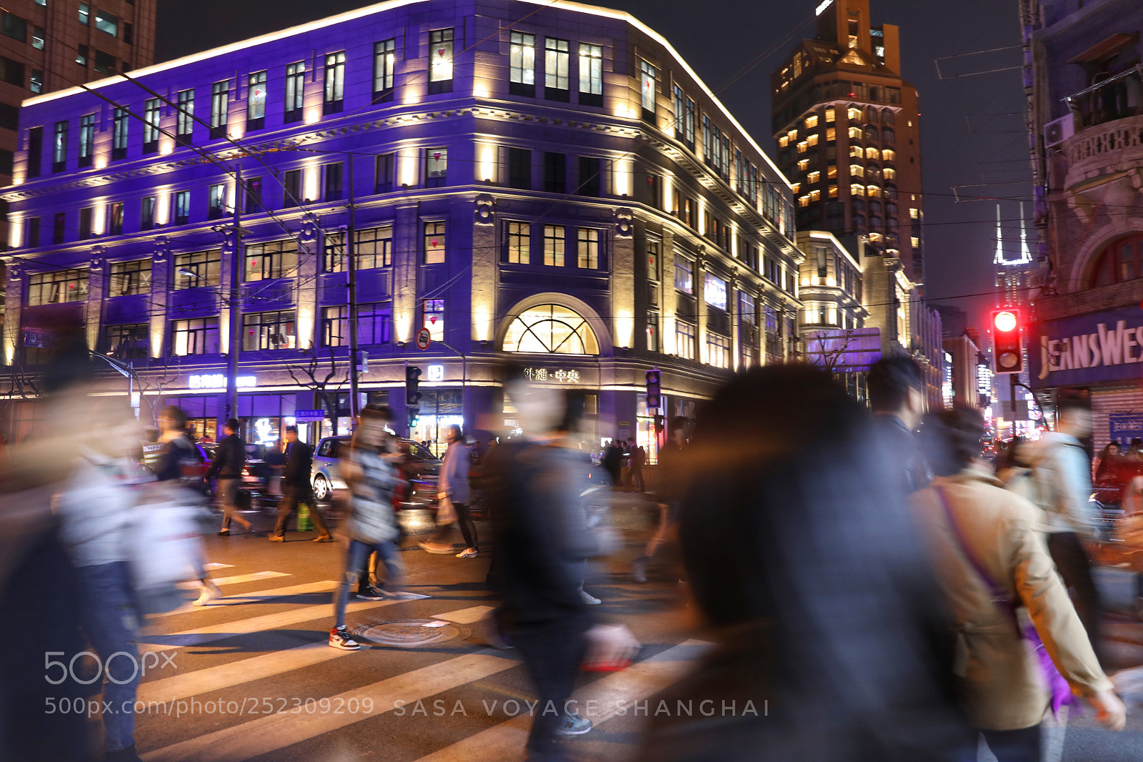 Canon EOS 5D Mark IV sample photo. Shanghai street photography