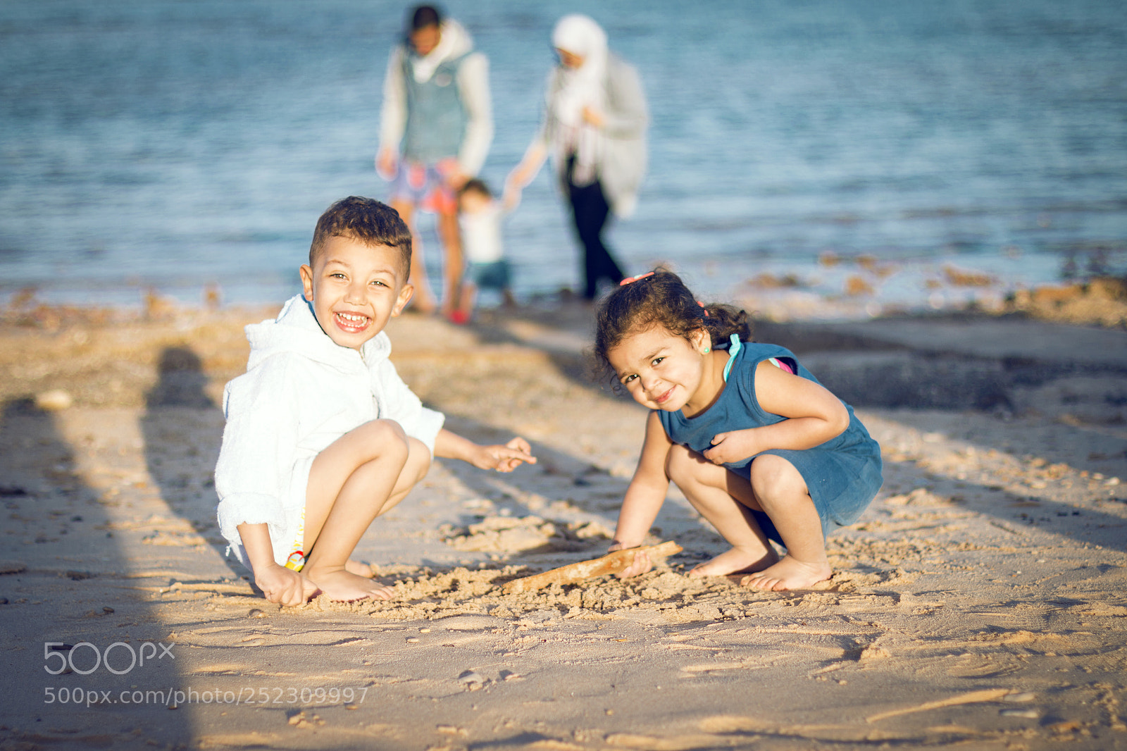 Canon EOS 70D sample photo. Present and future photography