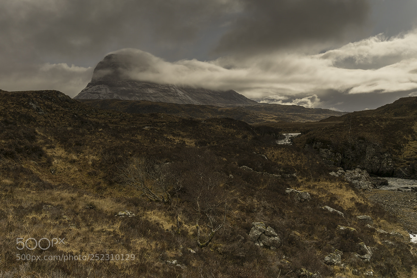 Sony a6000 sample photo. Smoking suilven photography