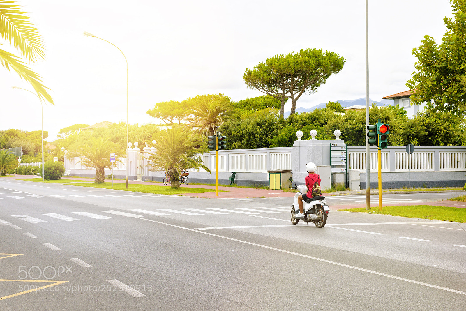 Nikon D810 sample photo. Motorcyclist waiting at red photography