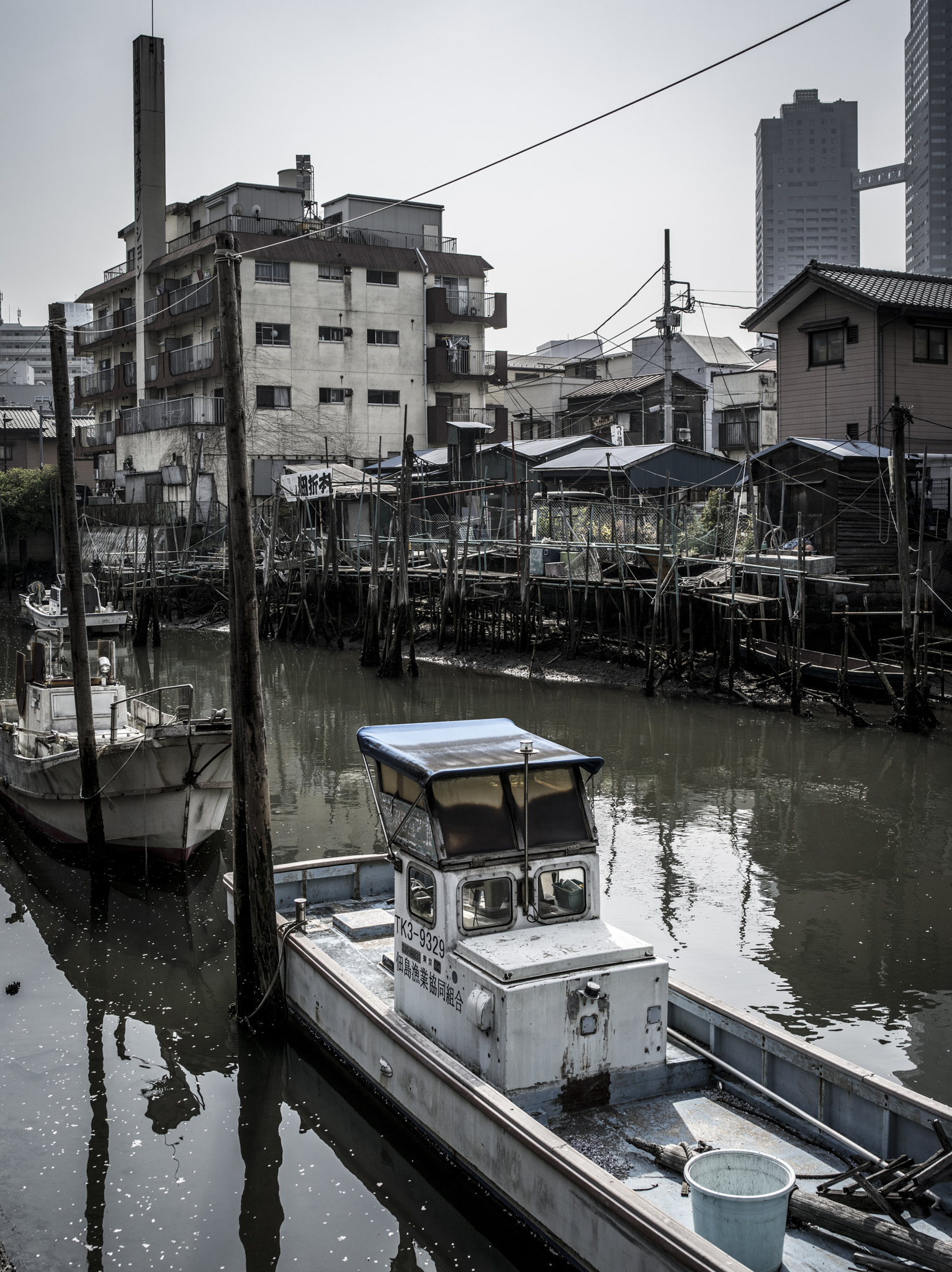 Pentax 645D sample photo. Water front in tokyo photography