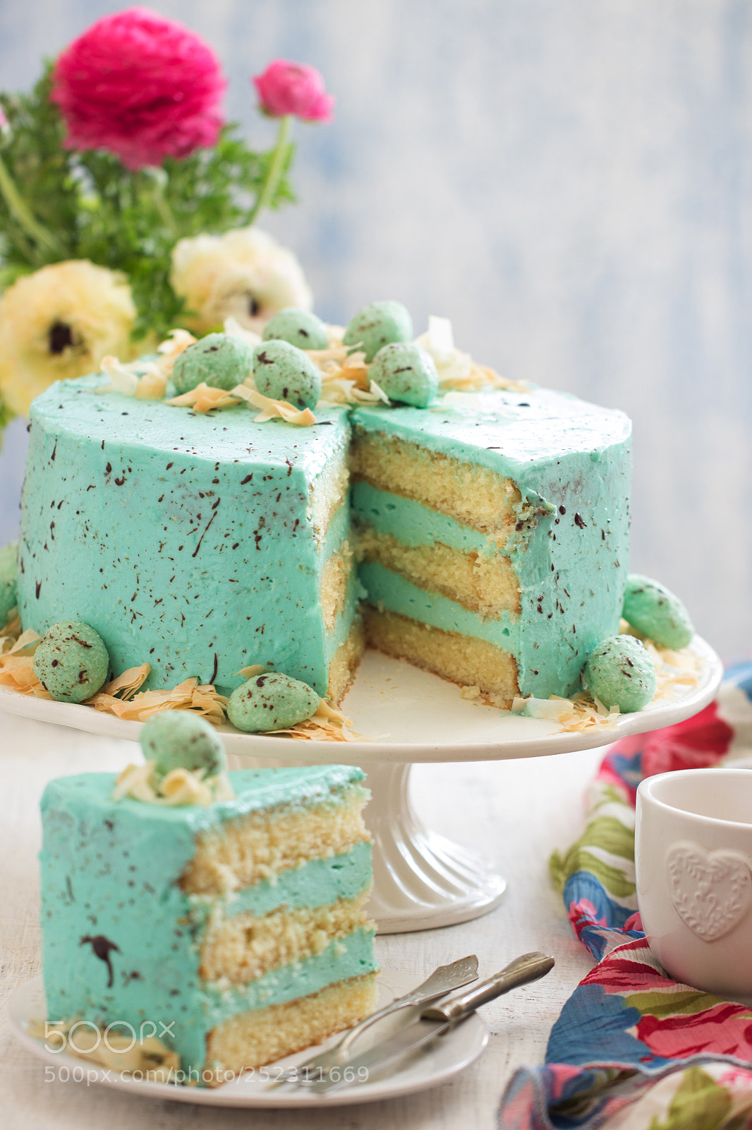 Canon EOS 600D (Rebel EOS T3i / EOS Kiss X5) sample photo. Speckled turquoise cake photography