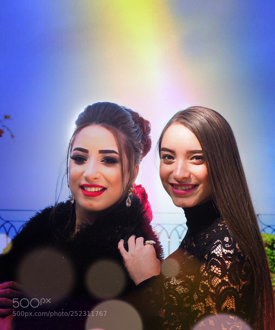 Olympus OM-D E-M10 II sample photo. Arab ladies photography