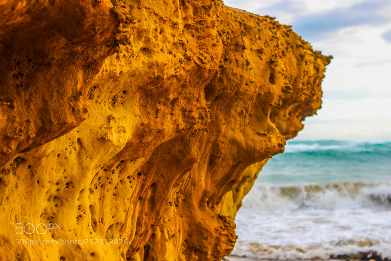 Canon EOS 600D (Rebel EOS T3i / EOS Kiss X5) sample photo. Textured erosion on a photography