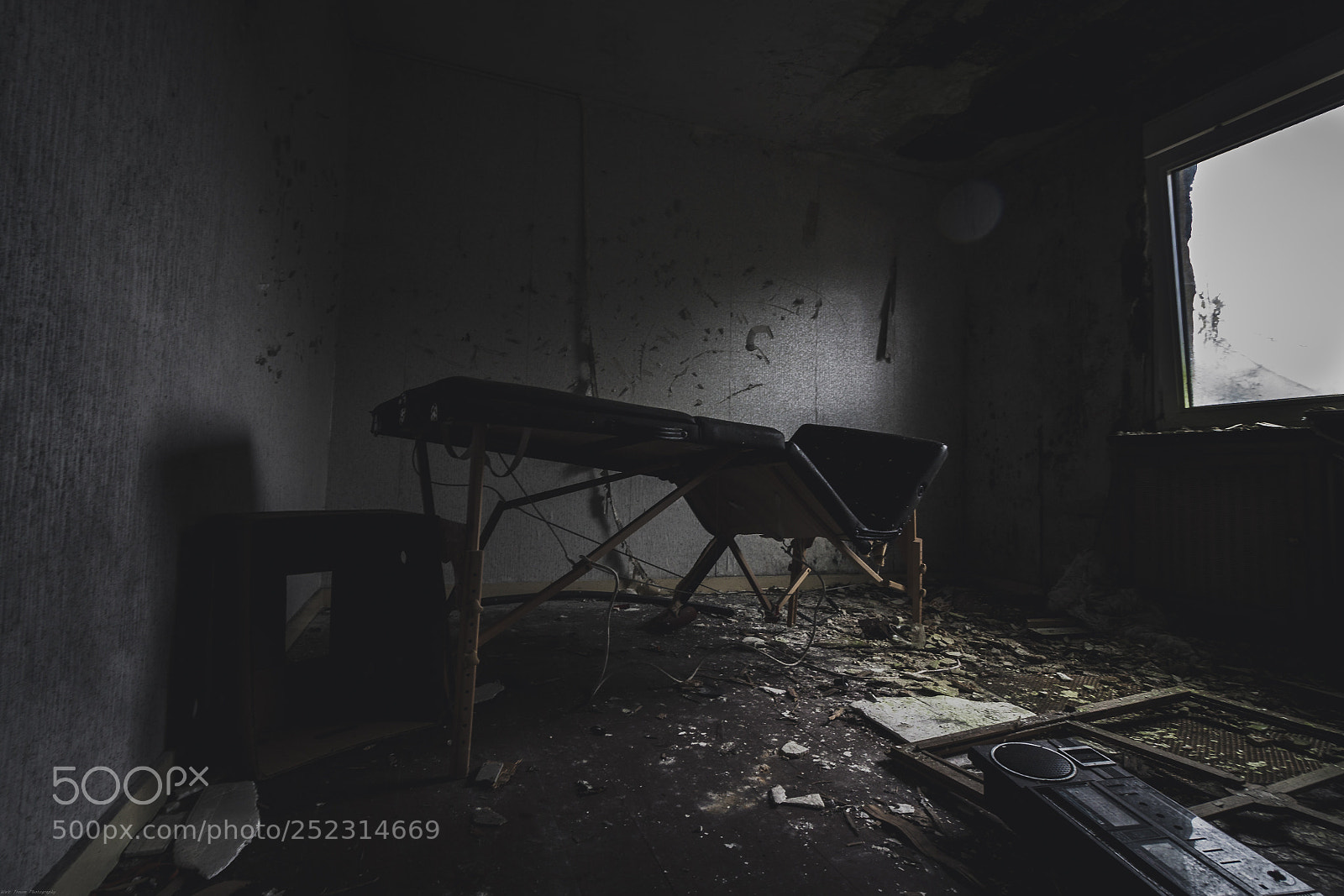Canon EOS 50D sample photo. Abandoned demon photography