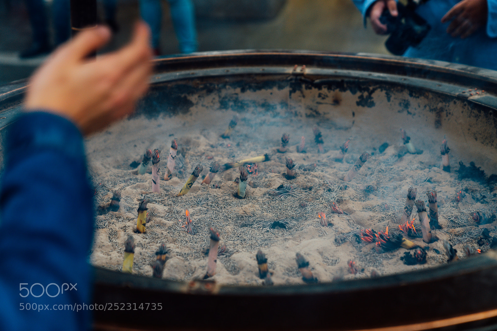Sony a7R III sample photo. Incense photography