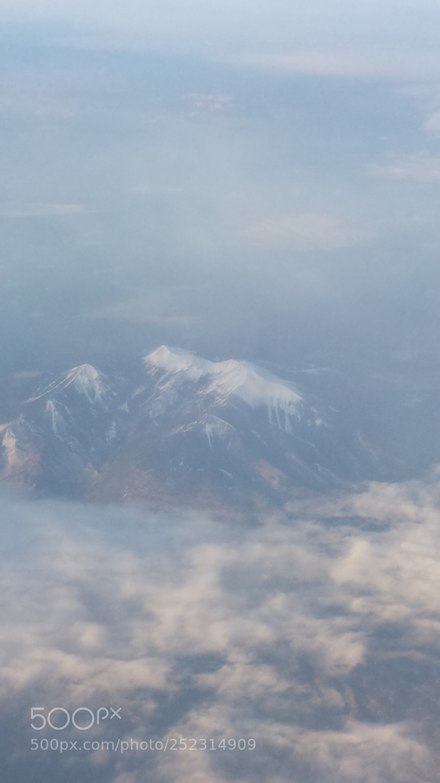 Samsung Galaxy S4 sample photo. Mountains from the air photography