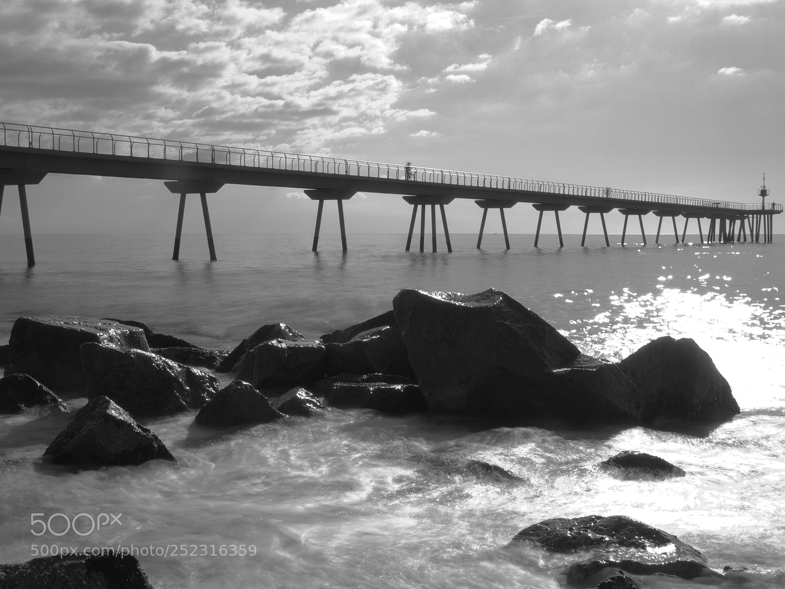 Panasonic Lumix DMC-FZ200 sample photo. Pont del petroli b photography