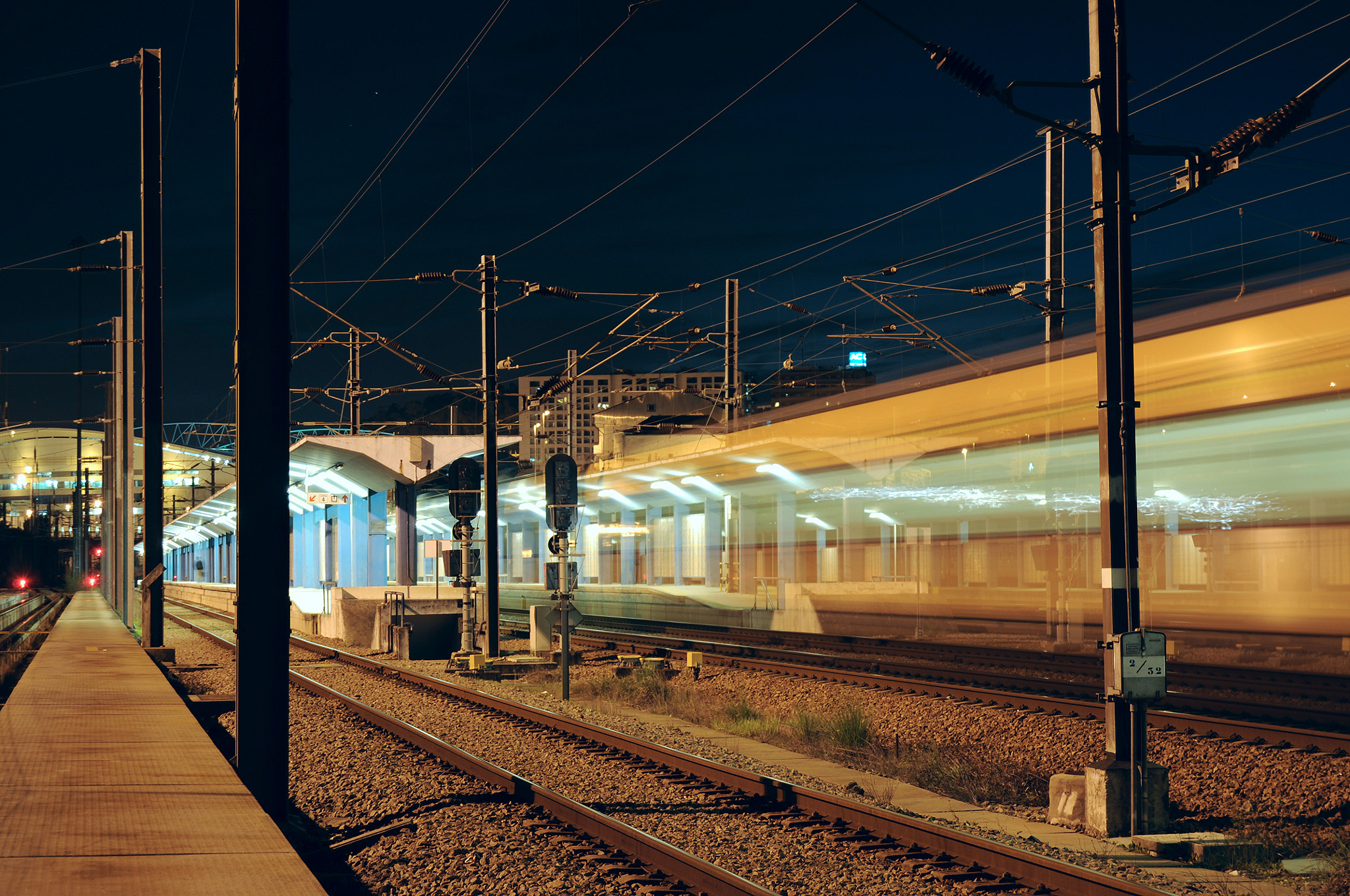 Nikon D5000 sample photo. Minho line - contumil photography
