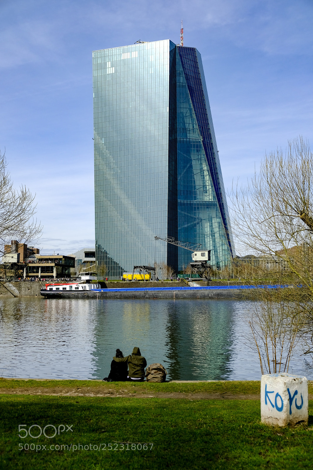Fujifilm X-T20 sample photo. Ecb tower in frankfurt photography
