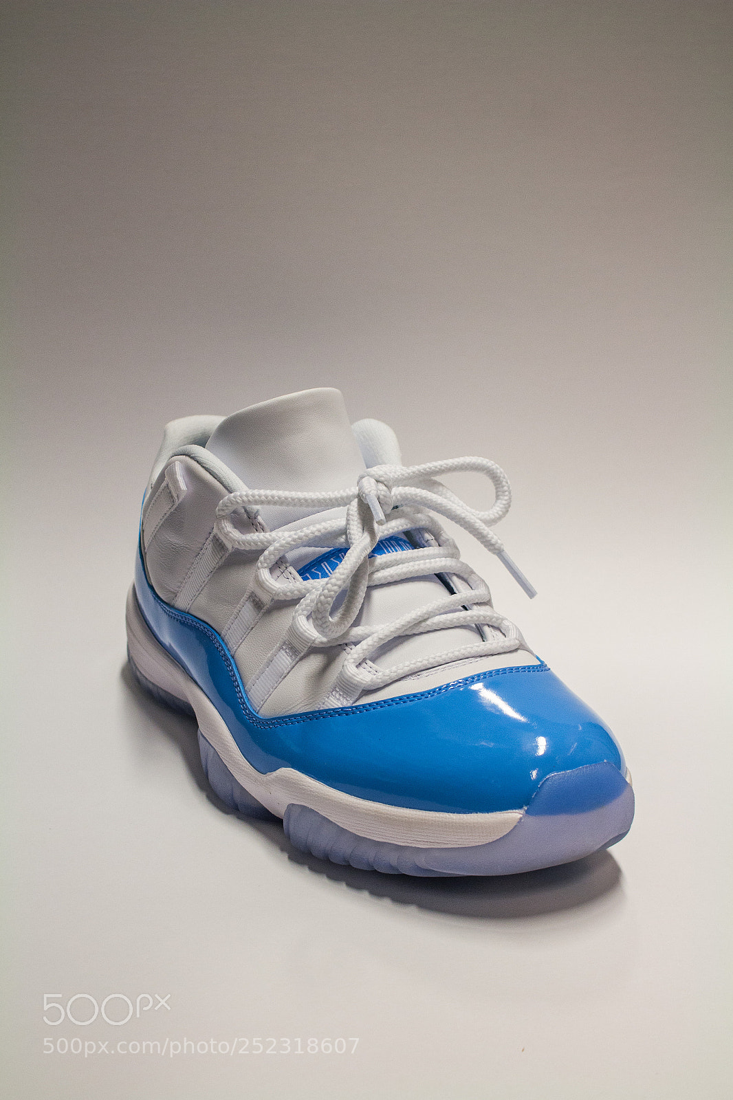 Canon EOS 700D (EOS Rebel T5i / EOS Kiss X7i) sample photo. Air jordan 11 unc low photography