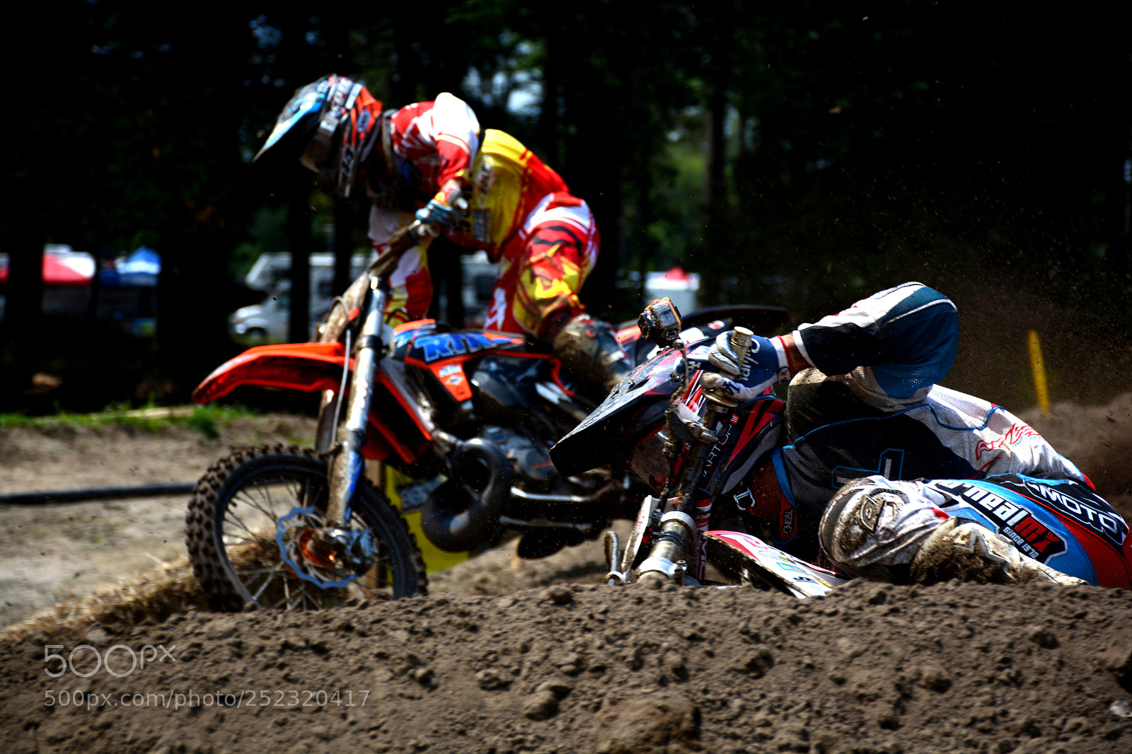 Nikon D7100 sample photo. Moto photography