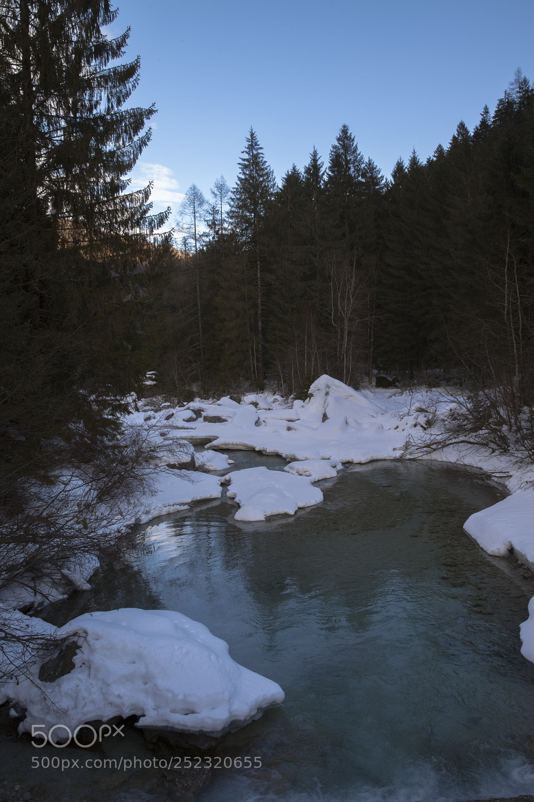 Canon EOS 5D Mark II sample photo. Stream photography