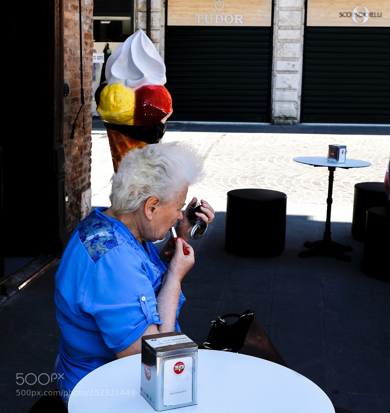 Canon EOS 5D Mark IV sample photo. Ciuffi di panna tufts photography